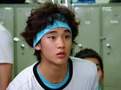 대세 of 대세! 당신이 김수현에 대해 몰랐던 사실 12가지