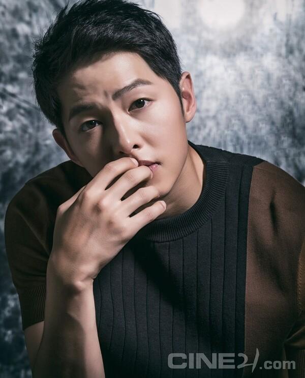 [6월 셋째주 충무로통신] 송중기, 영화 <번개호> 출연하나
