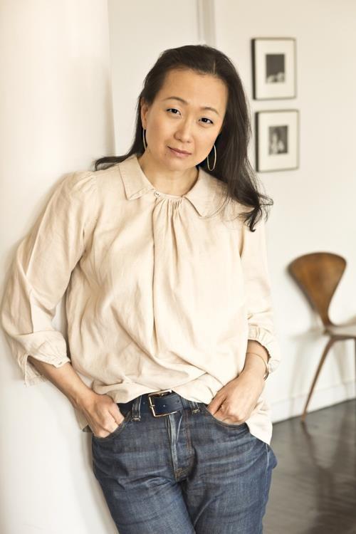 재미작가 이민진의 소설 <파친코>, 애플이 TV 드라마로 만든다