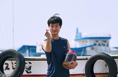 작품 위해 8kg 감량까지? 조우진의 최근 작품 속 얼굴들