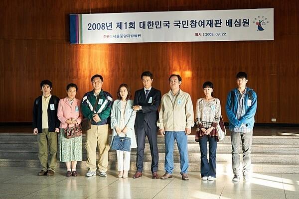 어디서 봤더라? 8인의 <배심원들>을 소개합니다