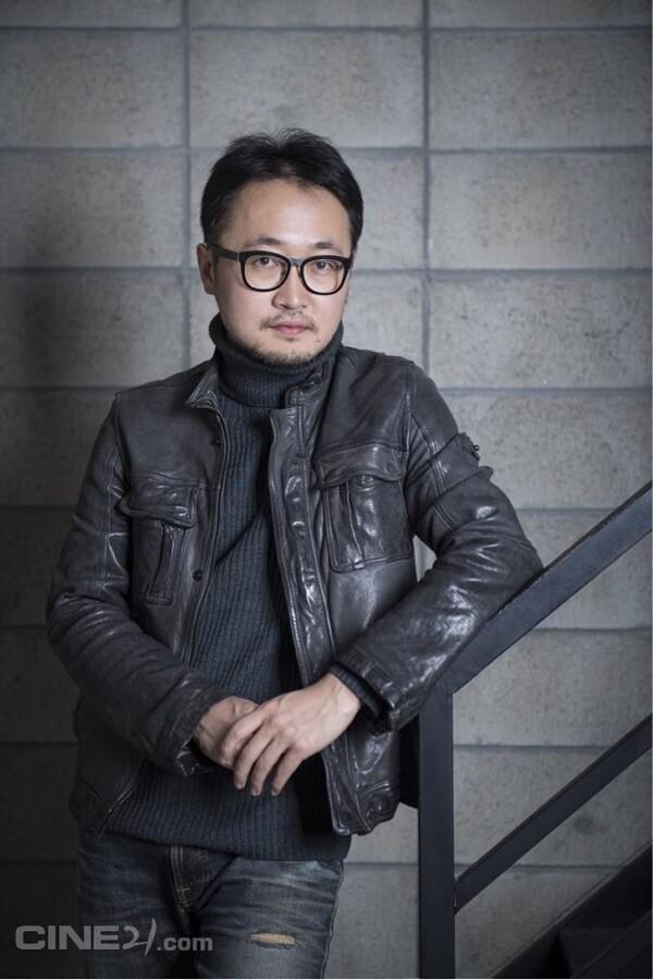 14년 만의 이영애 복귀작 <나를 찾아줘> 연출한 김승우 감독