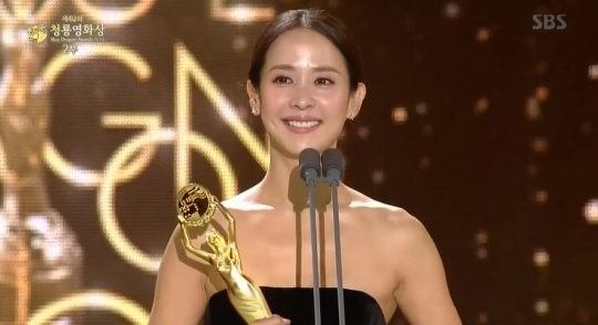 최근 인상적이었던 국내 배우·감독들의 레전드 수상소감