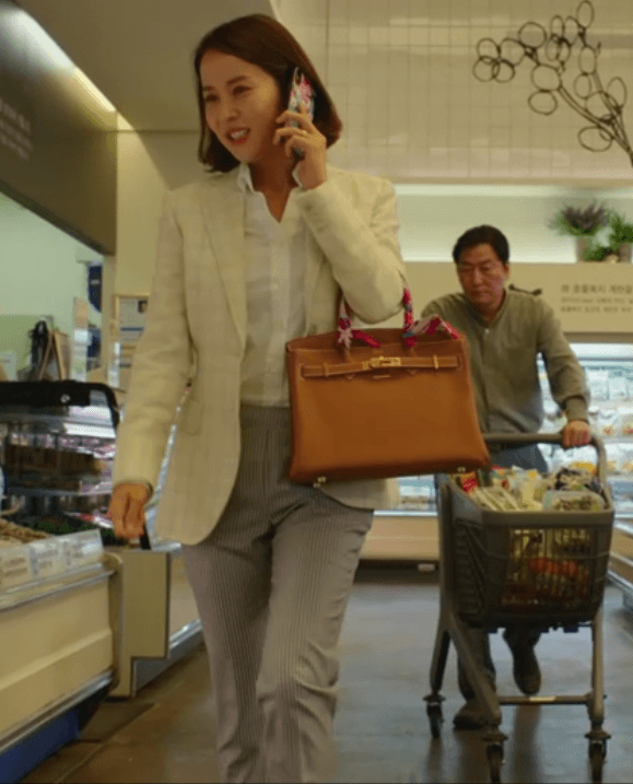 <기생충> 연교가 들었던 그 가방 어디 거?