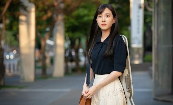 <브람스를 좋아하세요?>, 보답 받지 못하는 마음을 안고, 그저 묵묵히