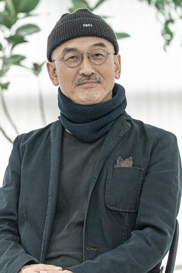 [인터뷰] <자산어보> 이준익 감독 “이번 영화, 이야기의 편을 들어준 배우들 덕분”
