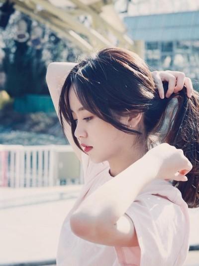 김소현 인스타그램 팔로잉이 6000명이 넘는 이유.jpg