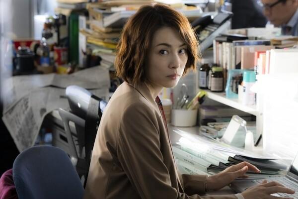 드라마 <신문기자>, 영화와는 어떤 점이 달라졌을까?