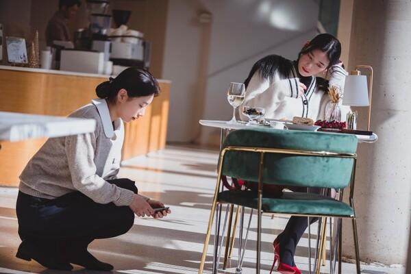 베일 벗은 <안나> 속 수지, 당신은 흔히 말하는 '리플리 증후군'이 아닙니다