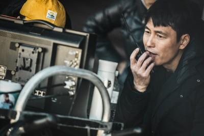 <보호자>를 떠나보내며, 얼굴천재 정우성 앞에 평정심을 잃어버린 한 평론가의 고백
