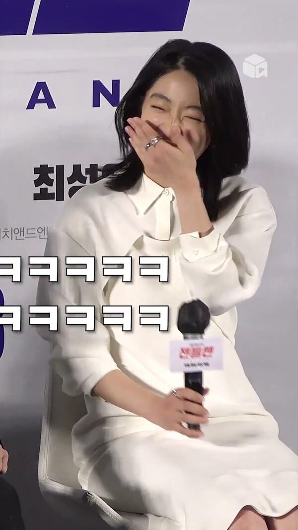 박제된 동물이 진짜라는 걸 촬영 끝나고 안 박성웅ㅋㅋㅋ [젠틀맨]