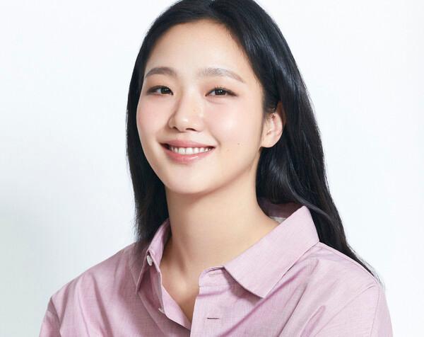 [인터뷰] 〈파묘〉 김고은 "장재현 유니버스 나온다면 〈검은 사제들〉의 사제 팀과 퇴마판 벌이고파"