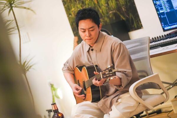 배우 조정석의 가수 데뷔 도전기! 넷플릭스 예능〈신인가수 조정석〉8월 30일 공개!
