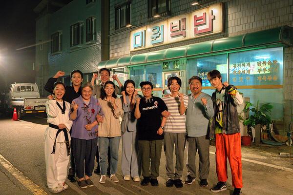 마동석 제작 영화 〈단골식당〉촬영 마치고 내년 개봉 기다려