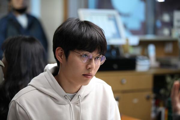 〈한국이 싫어서〉 지명(김우겸)