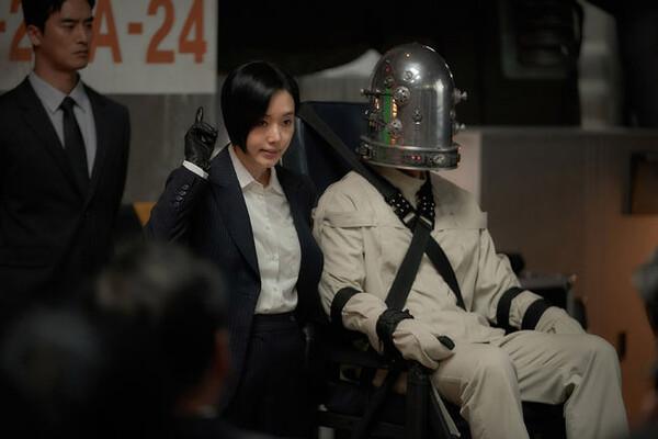 〈기생수: 더 그레이〉 이정현