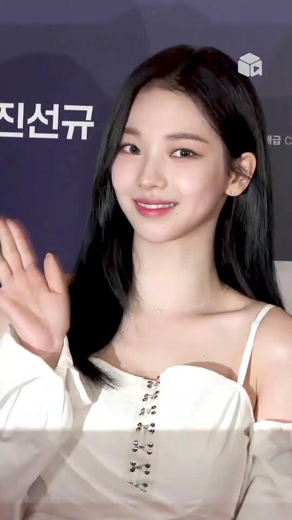 <공조2>가 생애 첫 시사회(ㄱㅇㅇ)였다는 카리나(KARINA)