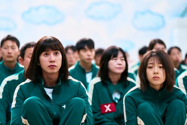 〈오징어 게임〉 시즌2 현주 역 박성훈(왼)