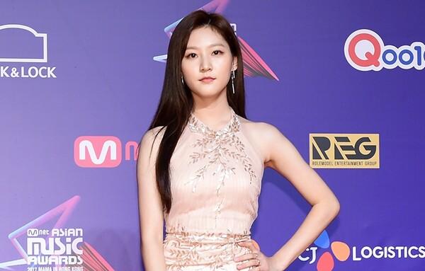 배우 김새론 숨진 채 발견…"자택 방문한 친구가 신고"