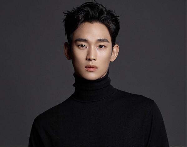 김수현, 故김새론 교제설 강력 부인…"가세연 주장 명백한 허위사실, 강력 법정 대응 검토"