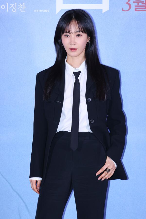 (서울=연합뉴스) 진연수 기자 = 배우 권유리가 5일 오후 서울 용산구 CGV용산아이파크몰에서 열린 영화 〈침범〉 언론시사회 및 기자간담회에서 포즈를 취하고 있다.