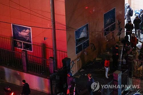 "진실 기록하려는 예술은 범죄행위가 아니다"…박찬욱 등 영화인 '서부지법 난동 취재' 다큐감독 무죄 탄원