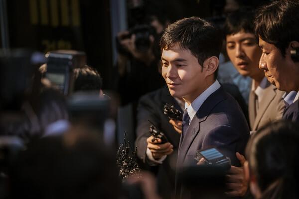 〈야당〉