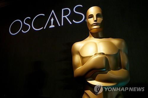오스카, AI 영화 수상 가능성 열어