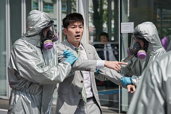 〈바이러스〉 연우(장기하)