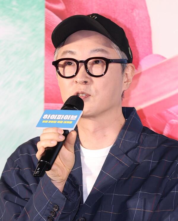 〈하이파이브〉 강형철 감독, 유아인 논란에 "없었으면 좋았을 일…배우들과 작업 완성해야 한다는 일념"