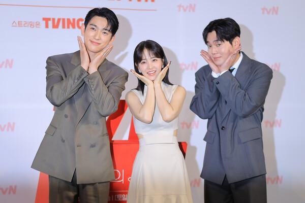 〈미지의 서울〉 제작발표회 (서울=연합뉴스) 류효림 기자 = 배우 박진영(왼쪽부터), 박보영, 류경수
